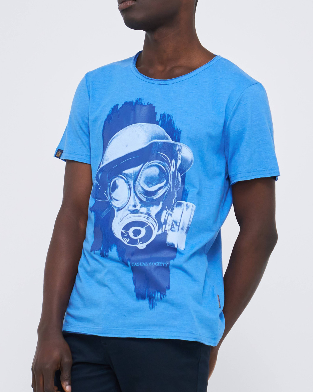 Men's Sky Blue Melange T-Shirt, with Brodie Boys Fusilier London Gas Mask in Rubber Print	